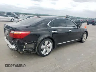 2012 Lexus LS 460 z VIN JTHBL5EFXC5111591, wystawiony jako Copart lot #54612615 z przebiegiem 273 050 mil mil oraz Szkoda całkowita • Salvage title. Historia ofert i sprzedaży dostępna na DreamBid. Obrazek 3.