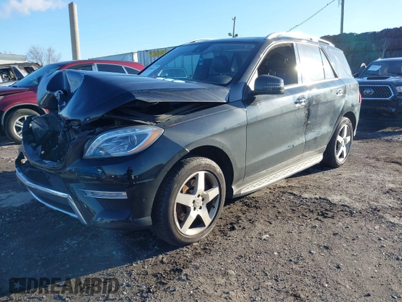 2015 Mercedes-Benz M 400 with VIN 4JGDA5GB4FA561576, listed as a IAAI auction lot 41588431 with 186,366 mi miles and . Bid and sale history available at DreamBid. Image 16.