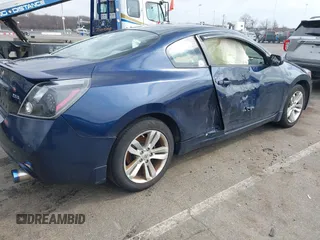 2011 Nissan Altima 2.5 S with VIN 1N4AL2EP4BC175243, listed as a IAAI auction lot 41787508 with 189,398 mi miles. Bid and sale history available at carsss.com. Image 6.