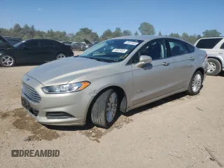 2015 Ford Fusion SE Hybrid with VIN 3FA6P0LU8FR172005, listed as a Copart auction lot 56831955 with 61,379 mi miles and Salvage title. Bid and sale history available at DreamBid. Image 1.