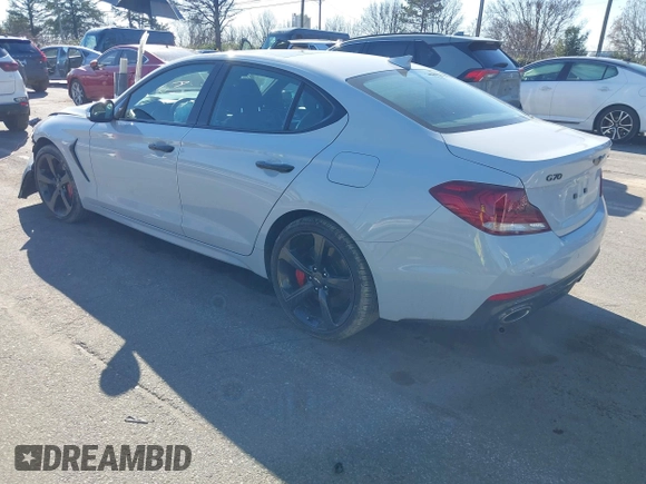 2020 Genesis G70 3.3T with VIN KMTG34LE6LU047066, listed as a IAAI auction lot 41488910 with 29,031 mi miles. Bid and sale history available at carsss.com. Image 3.