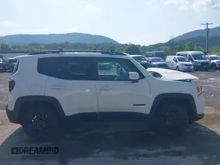 2020 Jeep Renegade Altitude z VIN ZACNJBBB0LPL70244, wystawiony jako IAAI lot #42461836 z przebiegiem 37 454 mil mil oraz . Historia ofert i sprzedaży dostępna na DreamBid. Obrazek 13.