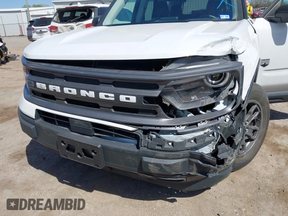 2021 Ford Bronco Sport Big Bend z VIN 3FMCR9B68MRA16053, wystawiony jako IAAI lot #42011026 z przebiegiem 37 814 mil mil oraz . Historia ofert i sprzedaży dostępna na DreamBid. Obrazek 17.