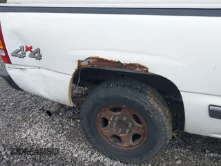 2002 Chevrolet Silverado 1500 LS with VIN 1GCEK14V52Z236850, listed as a IAAI auction lot 42245642 with 312,375 mi miles and . Bid and sale history available at DreamBid. Image 13.