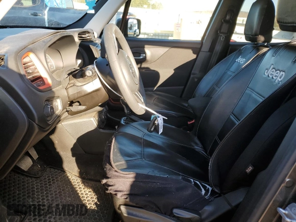 2020 Jeep Renegade Sport with VIN ZACNJBAB0LPL69208, listed as a Copart auction lot 88146655 with 67,740 mi miles and Salvage title. Bid and sale history available at DreamBid. Image 7.