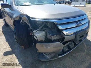 2011 Ford Fusion SE with VIN 3FAHP0HA8BR301894, listed as a IAAI auction lot 41804881 with 150,504 mi miles. Bid and sale history available at carsss.com. Image 6.