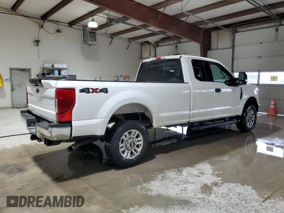 2022 Ford F-250 XL with VIN 1FT7X2B64NEC90745, listed as a Copart auction lot 51038895 with 135,094 mi miles and Clean Title. Bid and sale history available at DreamBid. Image 3.