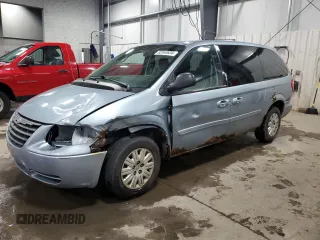 2006 Chrysler Town & Country LWB LX with VIN 2A4GP44R46R601270, listed as a Copart auction lot 82840634 with 287,266 mi miles and Salvage Title. Bid and sale history available at carsss.com. Image 1.