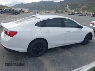 2018 Chevrolet Malibu LT z VIN 1G1ZD5ST8JF124833, wystawiony jako IAAI lot #42175064 z przebiegiem 121 449 mil mil oraz . Historia ofert i sprzedaży dostępna na DreamBid. Obrazek 13.