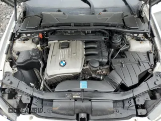 2006 BMW 3 Series 325xi with VIN WBAVD135X6KV00720, listed as a Copart auction lot 58437145 with 148,343 mi miles and Salvage title. Bid and sale history available at DreamBid. Image 11.