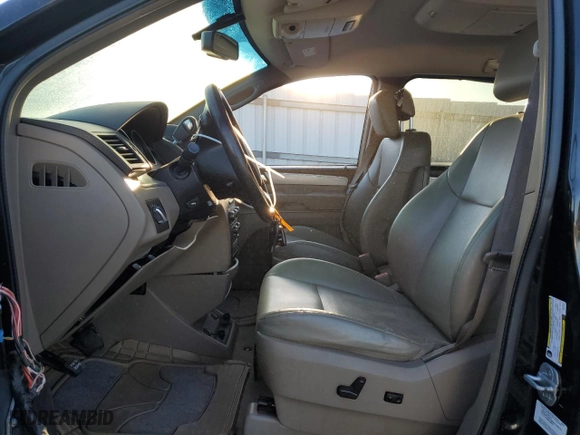 2011 Volkswagen Routan SE with VIN 2V4RW3DG8BR670831, listed as a Copart auction lot 76255734 with 136,665 mi miles and Salvage Title. Bid and sale history available at carsss.com. Image 7.