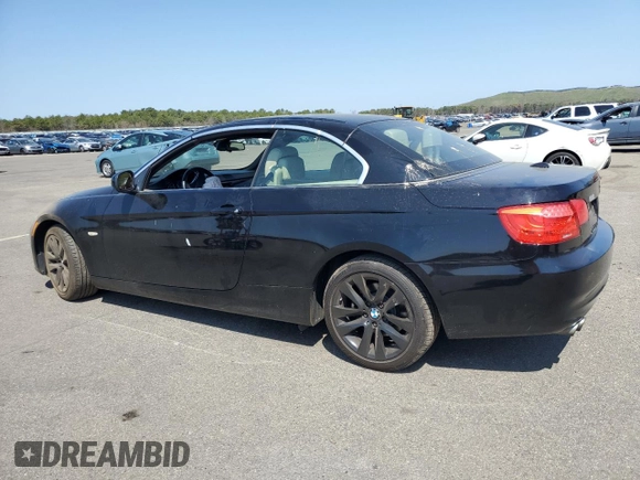 2011 BMW 3 Series 328i z VIN WBADW7C57BE443605, wystawiony jako Copart lot #52906565 z przebiegiem 48 968 mil mil oraz Szkoda całkowita • Salvage title. Historia ofert i sprzedaży dostępna na DreamBid. Obrazek 2.