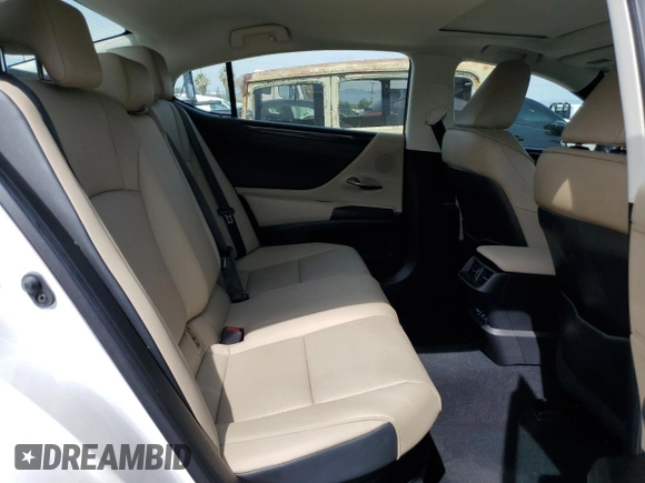 2021 Lexus ES with VIN 58ACA1C18MU003462, listed as a Copart auction lot 46827344 with 16,131 mi miles. Bid and sale history available at carsss.com. Image 10.