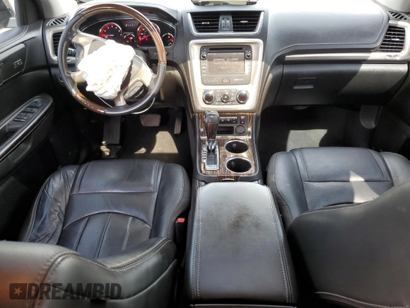 2013 GMC Acadia Denali z VIN 1GKKRTKD1DJ249458, wystawiony jako Copart lot #54973335 z przebiegiem 138 004 mil mil oraz Szkoda całkowita • Salvage title. Historia ofert i sprzedaży dostępna na DreamBid. Obrazek 8.