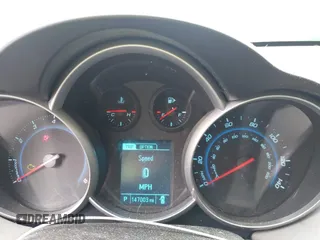 2014 Chevrolet Cruze 1LT z VIN 1G1PC5SB0E7213216, wystawiony jako IAAI lot #41955710 z przebiegiem 147 003 mil mil oraz . Historia ofert i sprzedaży dostępna na DreamBid. Obrazek 7.
