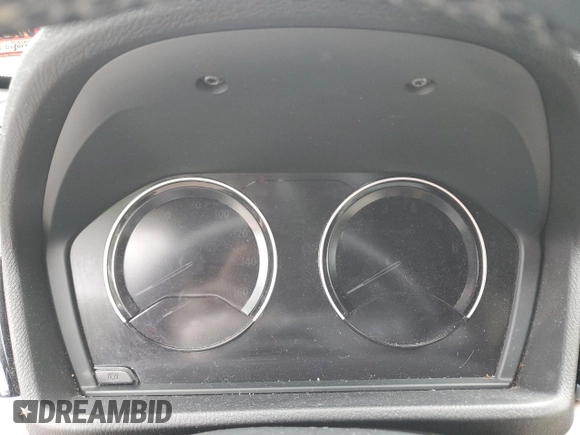 2020 BMW X1 xDrive28i с VIN WBXJG9C03L5P59462, выставлен на аукционе Copart как лот 52725835 с пробегом Не указан миль и Списание • Salvage title. История ставок и продаж доступна на DreamBid. Изображение 9.