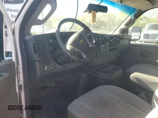 2018 Chevrolet Express Cargo with VIN 1GCWGBFG9J1180581, listed as a IAAI auction lot 42613465 with 109,468 mi miles and . Bid and sale history available at DreamBid. Image 17.