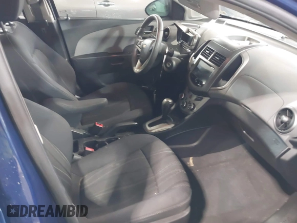 2014 Chevrolet Sonic LT with VIN 1G1JC5SG4E4136790, listed as a IAAI auction lot 37970640 with 180,252 mi miles and . Bid and sale history available at DreamBid. Image 5.