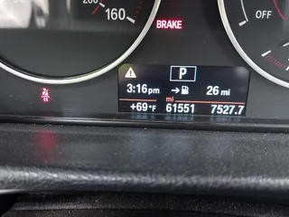 2018 BMW 3 Series 330i xDrive with VIN WBA8D9G50JNU69376, listed as a IAAI auction lot 41971138 with 61,551 mi miles. Bid and sale history available at carsss.com. Image 15.