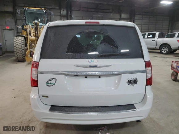 2014 Chrysler Town & Country Touring with VIN 2C4RC1BG5ER293177, listed as a Copart auction lot 44735055 with 115,211 mi miles and Salvage Title. Bid and sale history available at carsss.com. Image 6.