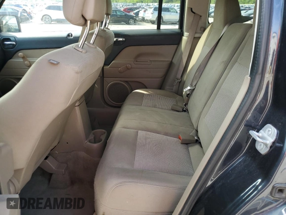 2014 Jeep Patriot Sport with VIN 1C4NJPBA8ED642323, listed as a Copart auction lot 60230985 with 167,240 mi miles and Salvage title. Bid and sale history available at DreamBid. Image 11.