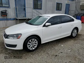2012 Volkswagen Passat S with VIN 1VWAP7A37CC010767, listed as a Copart auction lot 54233705 with 204,642 mi miles and Salvage title. Bid and sale history available at DreamBid. Image 1.