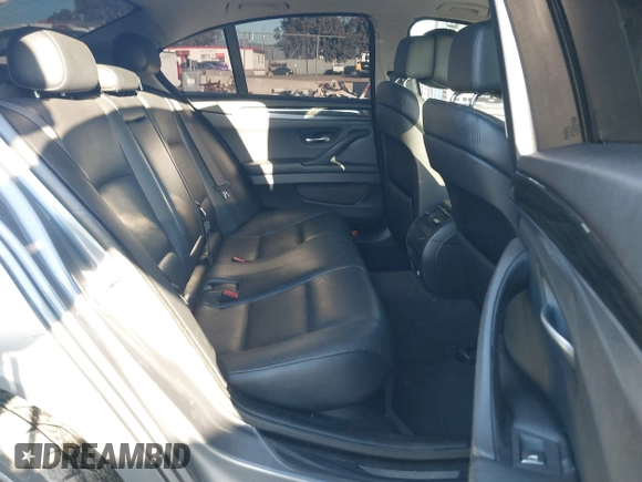 2013 BMW 5 Series 528i with VIN WBAXG5C57DDY35944, listed as a IAAI auction lot 41666595 with 157,683 mi miles and . Bid and sale history available at carsss.com. Image 8.