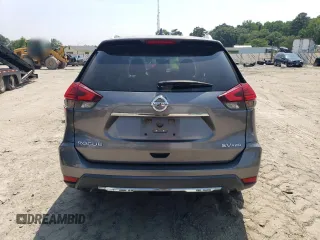 2017 Nissan Rogue S with VIN KNMAT2MV9HP592739, listed as a Copart auction lot 59557825 with 216,268 mi miles and Salvage title. Bid and sale history available at DreamBid. Image 6.
