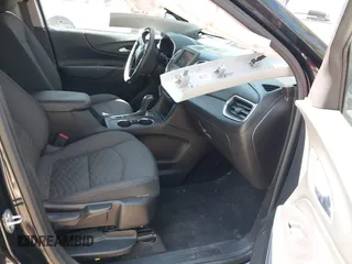 2020 Chevrolet Equinox LT z VIN 2GNAXUEV6L6158440, wystawiony jako IAAI lot #41626714 z przebiegiem 84 298 mil mil oraz . Historia ofert i sprzedaży dostępna na DreamBid. Obrazek 5.