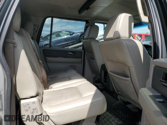 2008 Ford Expedition Max SSV with VIN 1FMFK15588LA64923, listed as a Copart auction lot 60997435 with 223,446 mi miles and Salvage title. Bid and sale history available at DreamBid. Image 6.