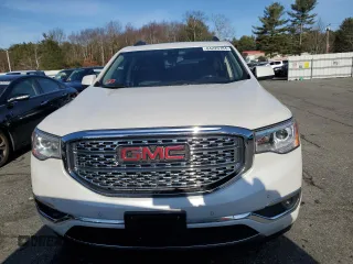 2019 GMC Acadia Denali with VIN 1GKKNXLS2KZ126847, listed as a Copart auction lot 84225784 with 91,808 mi miles and Non Repairable. Bid and sale history available at carsss.com. Image 5.