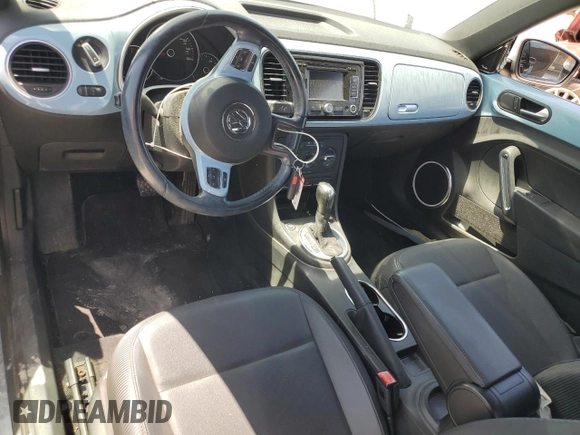 2012 Volkswagen Beetle 2.5L PZEV with VIN 3VWJP7AT2CM602835, listed as a Copart auction lot 61644465 with 92,805 mi miles and Clean title. Bid and sale history available at DreamBid. Image 8.