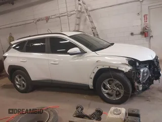2023 Hyundai Tucson SEL z VIN 5NMJBCAE9PH271742, wystawiony jako IAAI lot #42019415 z przebiegiem 62 451 mil mil oraz . Historia ofert i sprzedaży dostępna na DreamBid. Obrazek 13.