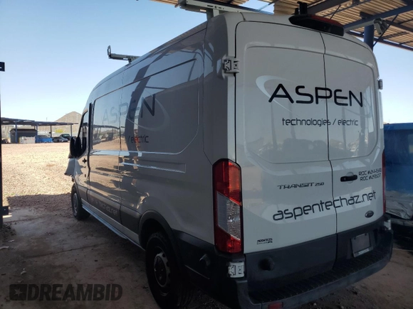 2018 Ford Transit with VIN 1FTYR2CM7JKA51973, listed as a Copart auction lot 59139395 with Not provided miles and Salvage title. Bid and sale history available at DreamBid. Image 2.