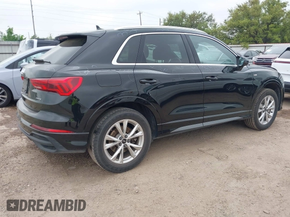 2023 Audi Q3 S line Premium z VIN WA1DECF30P1140909, wystawiony jako IAAI lot #41934943 z przebiegiem 42 947 mil mil oraz . Historia ofert i sprzedaży dostępna na DreamBid. Obrazek 4.