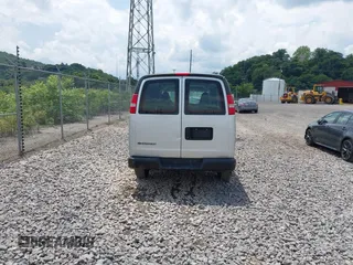 2017 Chevrolet Express Cargo with VIN 1GCWGAFF5H1119563, listed as a IAAI auction lot 42621612 with 164,965 mi miles and . Bid and sale history available at DreamBid. Image 16.