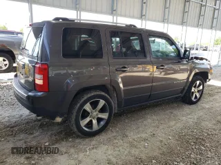 2016 Jeep Patriot Latitude z VIN 1C4NJPFA5GD699012, wystawiony jako Copart lot #55555095 z przebiegiem 82 643 mil mil oraz Szkoda całkowita • Salvage title. Historia ofert i sprzedaży dostępna na DreamBid. Obrazek 3.