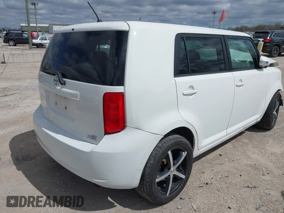 2009 Scion xB with VIN JTLKE50E691085814, listed as a IAAI auction lot 42044669 with Not Provided miles and . Bid and sale history available at DreamBid. Image 4.