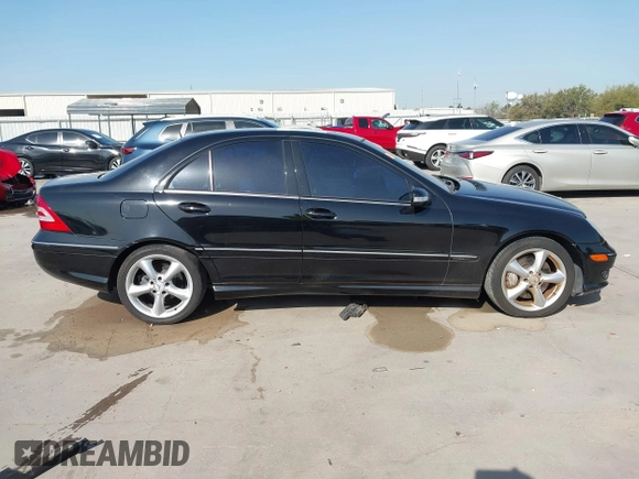 2006 Mercedes-Benz C Sport with VIN WDBRF52H46E021580, listed as a IAAI auction lot 41843935 with 78,991 mi miles. Bid and sale history available at carsss.com. Image 13.