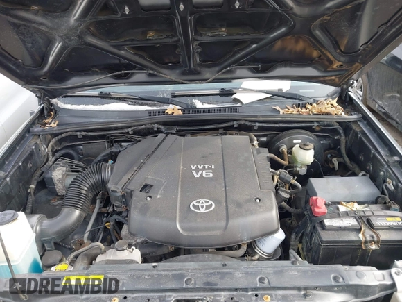 2011 Toyota Tacoma PreRunner with VIN 3TMJU4GN8BM123949, listed as a IAAI auction lot 41416665 with 152,885 mi miles and . Bid and sale history available at DreamBid. Image 10.