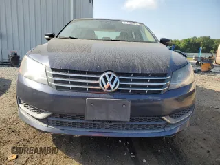 2014 Volkswagen Passat TDI SE w/Sunroof with VIN 1VWBN7A32EC080030, listed as a Copart auction lot 51460835 with 173,511 mi miles and Clean Title. Bid and sale history available at carsss.com. Image 5.
