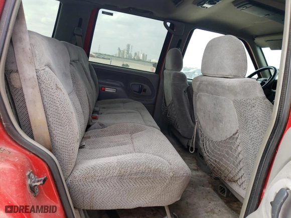1999 Chevrolet Tahoe with VIN 1GNEC13R7XJ363159, listed as a Copart auction lot 45879745 with 415,963 mi miles and Clean Title. Bid and sale history available at carsss.com. Image 11.