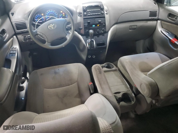 2010 Toyota Sienna CE with VIN 5TDKK4CC1AS332429, listed as a Copart auction lot 53102525 with 272,404 mi miles and Salvage Title. Bid and sale history available at carsss.com. Image 8.