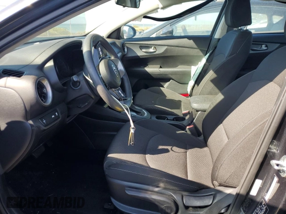 2021 Kia Forte LXS with VIN 3KPF24AD7ME390976, listed as a Copart auction lot 42460385 with 22,928 mi miles and Salvage Title. Bid and sale history available at carsss.com. Image 7.