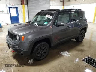 2018 Jeep Renegade Trailhawk with VIN ZACCJBCB4JPG97123, listed as a Copart auction lot 44909615 with 98,177 mi miles and Salvage Title. Bid and sale history available at carsss.com. Image 1.