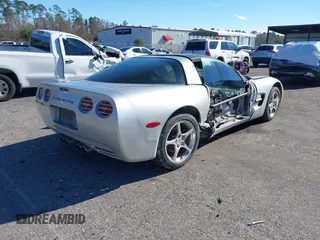 2000 Chevrolet Corvette with VIN 1G1YY22GXY5123782, listed as a IAAI auction lot 41276744 with 135,845 mi miles. Bid and sale history available at carsss.com. Image 4.