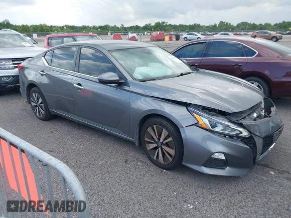 2021 Nissan Altima 2.5 SV with VIN 1N4BL4DVXMN400935, listed as a IAAI auction lot 39815848 with 42,693 mi miles. Bid and sale history available at carsss.com. Image 13.
