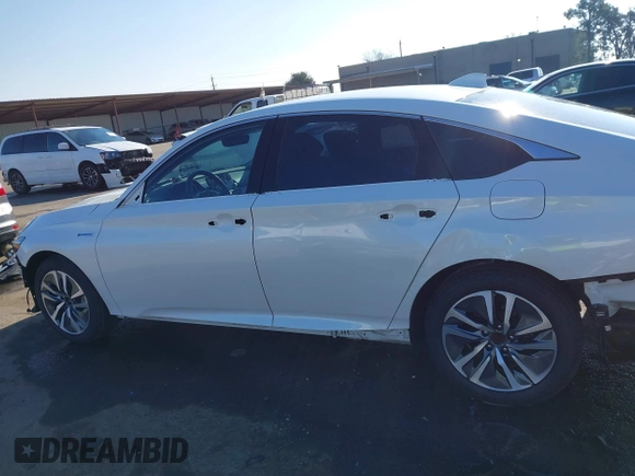 2018 Honda Accord Touring z VIN 1HGCV3F96JA014262, wystawiony jako IAAI lot #41285339 z przebiegiem 86 670 mil mil oraz . Historia ofert i sprzedaży dostępna na DreamBid. Obrazek 15.