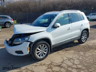 2017 Volkswagen Tiguan Wolfsburg Edition with VIN WVGSV7AX3HW509132, listed as a IAAI auction lot 41545338 with 81,369 mi miles. Bid and sale history available at carsss.com. Image 18.