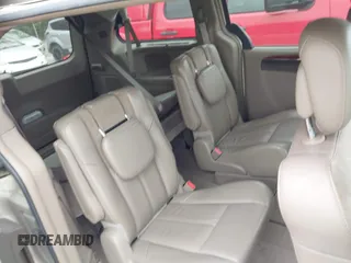 2013 Chrysler Town & Country Limited z VIN 2C4RC1GG3DR509146, wystawiony jako IAAI lot #42357549 z przebiegiem 168 428 mil mil oraz . Historia ofert i sprzedaży dostępna na DreamBid. Obrazek 8.
